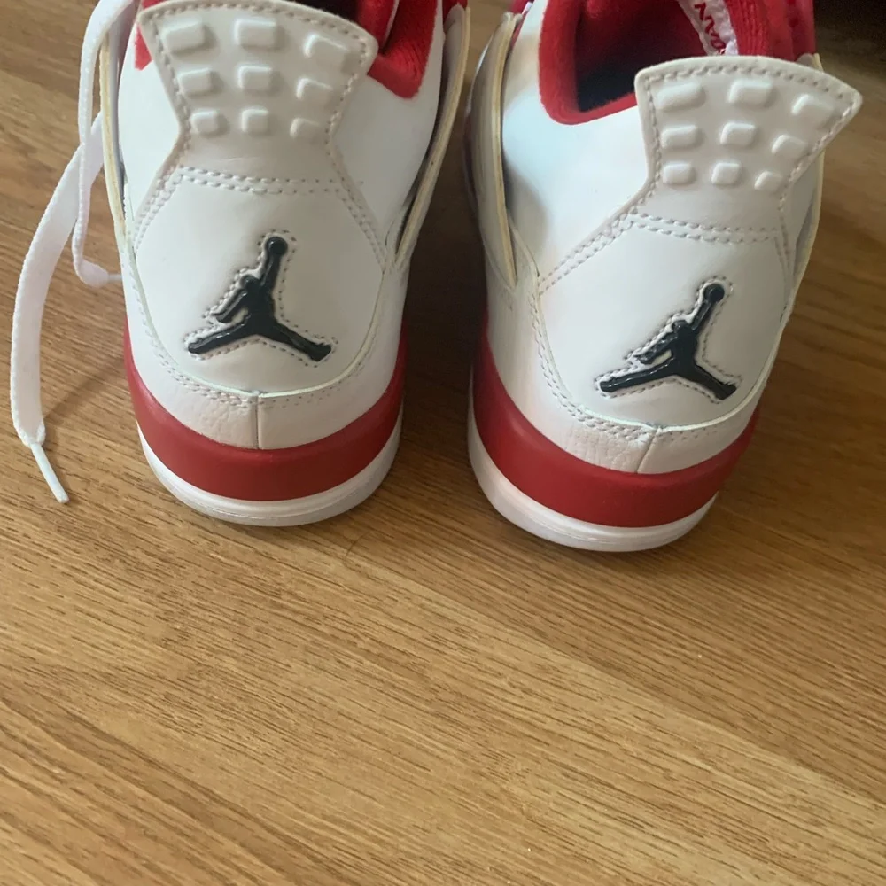Jordan retro 4 youth 5.5 - Picture 8 of 11